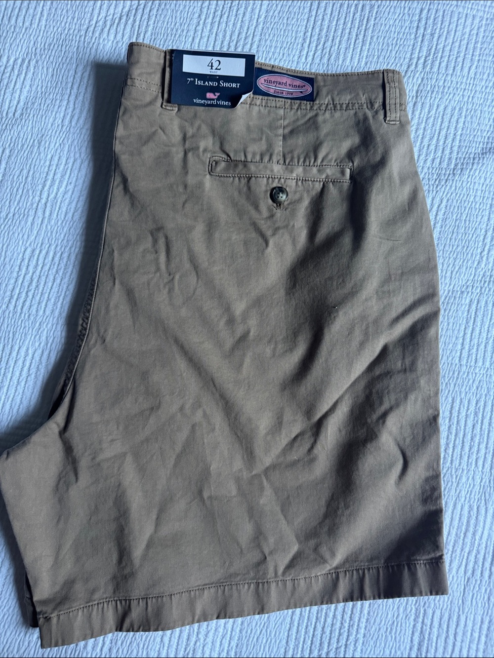 Vineyard Vines Men’s Flat Front Shorts in Brown